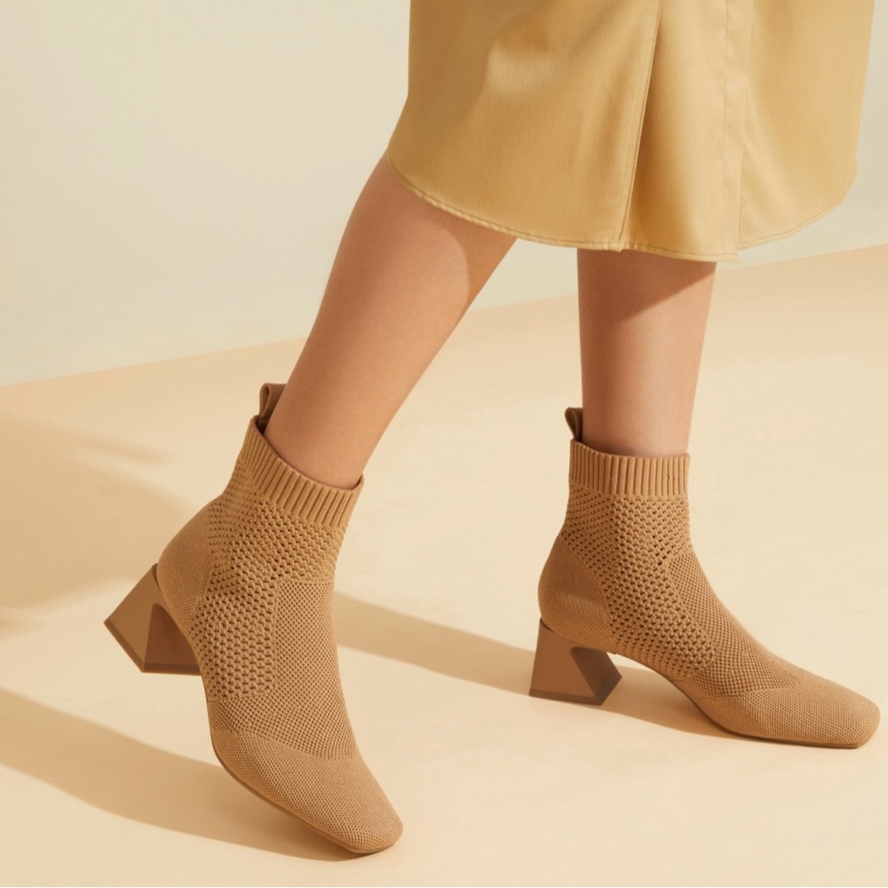 VIVAIA Melissa Knit Sock Ankle Booties - Picture 7 of 7